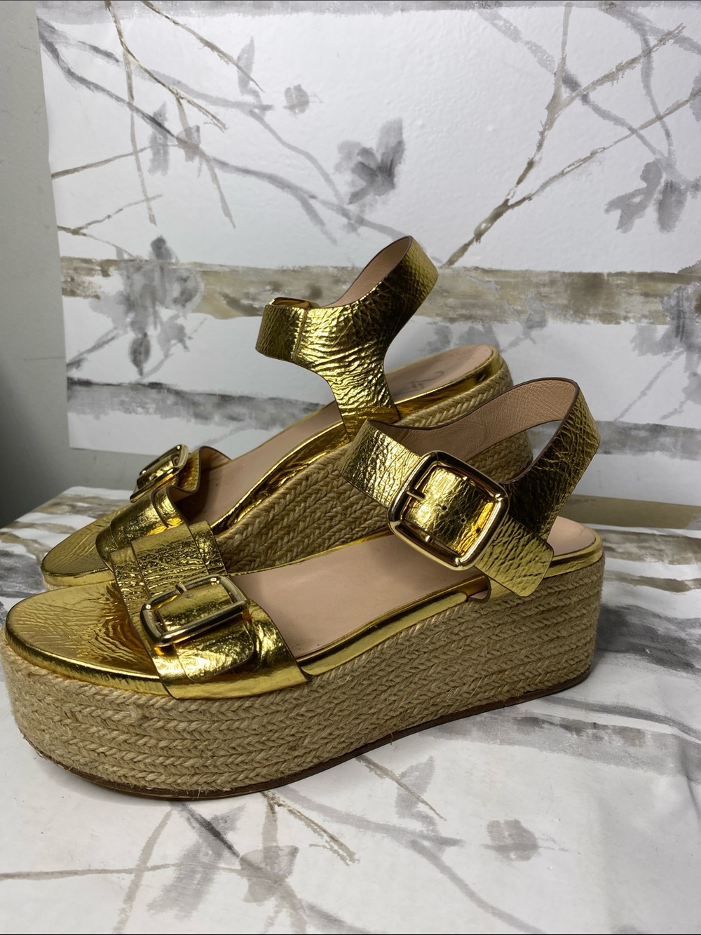 27 Edit Jovana Sandals